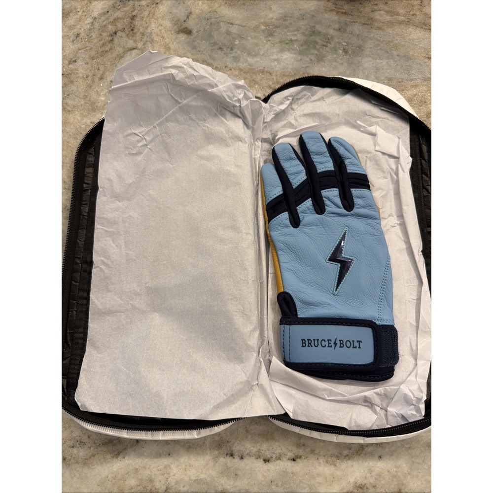 Bruce Bolt Creator Series Premium Pro Short Cuff Carolina Blue Youth Large